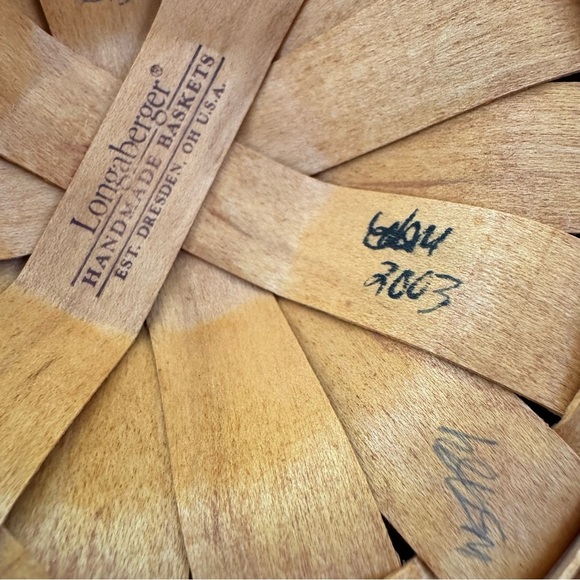 Longaberger Retired Vintage Never Used Fruit Basket With Plastic Liner - Picture 9 of 10